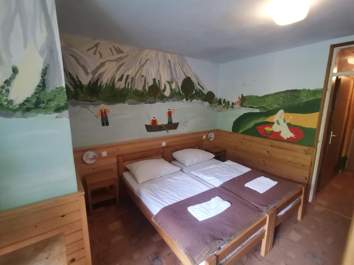 Hostel Pod Voglom Bohinj Buitenkant foto